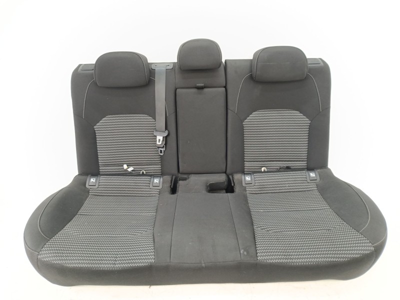 Recambio de asientos traseros para kia xceed (cd) 1.0 t-gdi referencia OEM IAM 89100j7010  