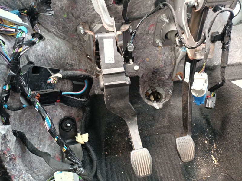 Recambio de pedal embrague para ford focus iv (hn) 1.5 ecoblue referencia OEM IAM 2287720  