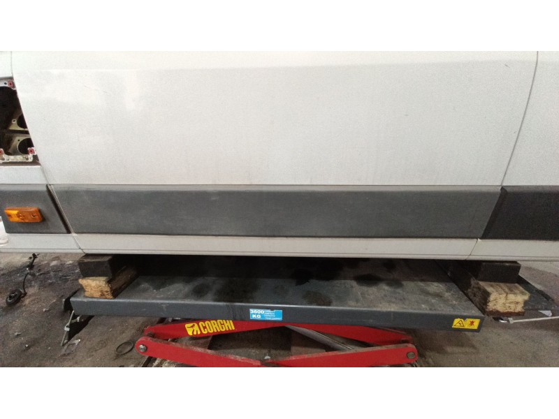 Recambio de moldura para fiat ducato caja/chasis (250_) 180 multijet 3,0 d referencia OEM IAM 735684300  