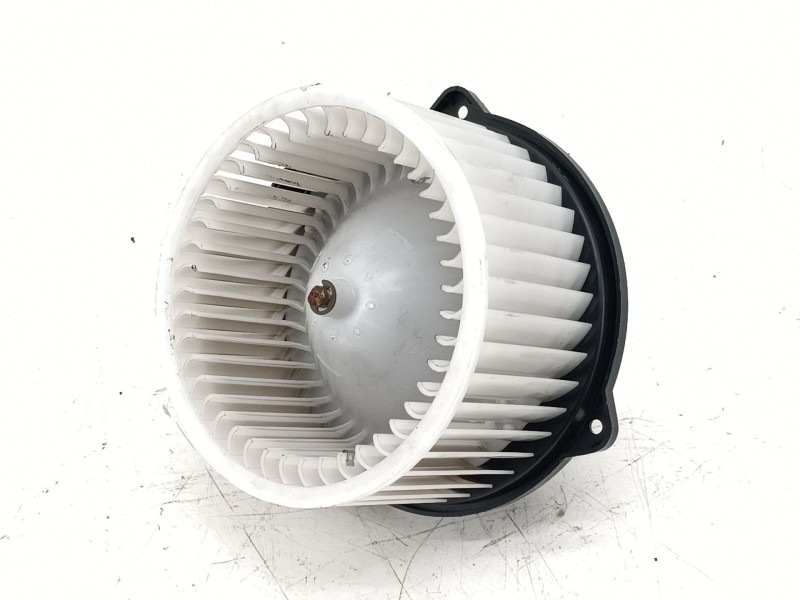 Recambio de motor calefaccion para kia xceed (cd) 1.0 t-gdi referencia OEM IAM EB1D1NXJAA  