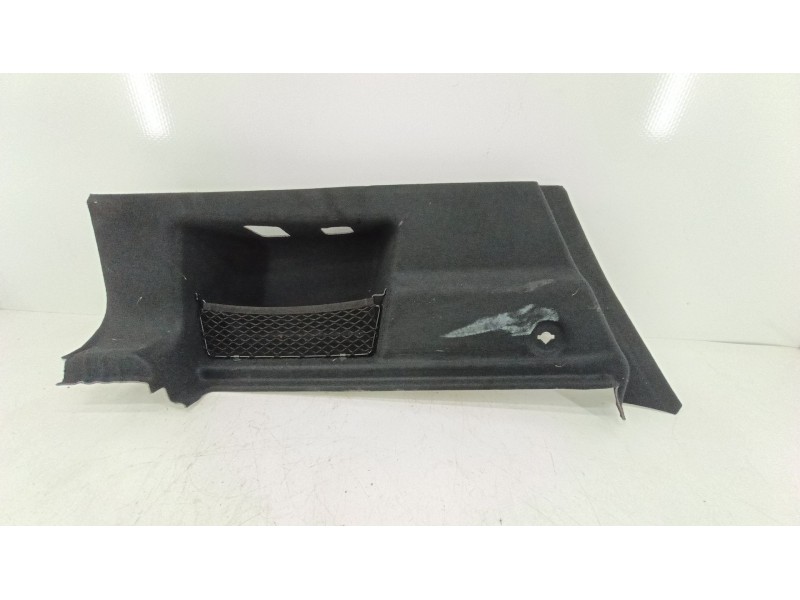 Recambio de moldura para bmw x2 xdrive 20d referencia OEM IAM 1606250649  