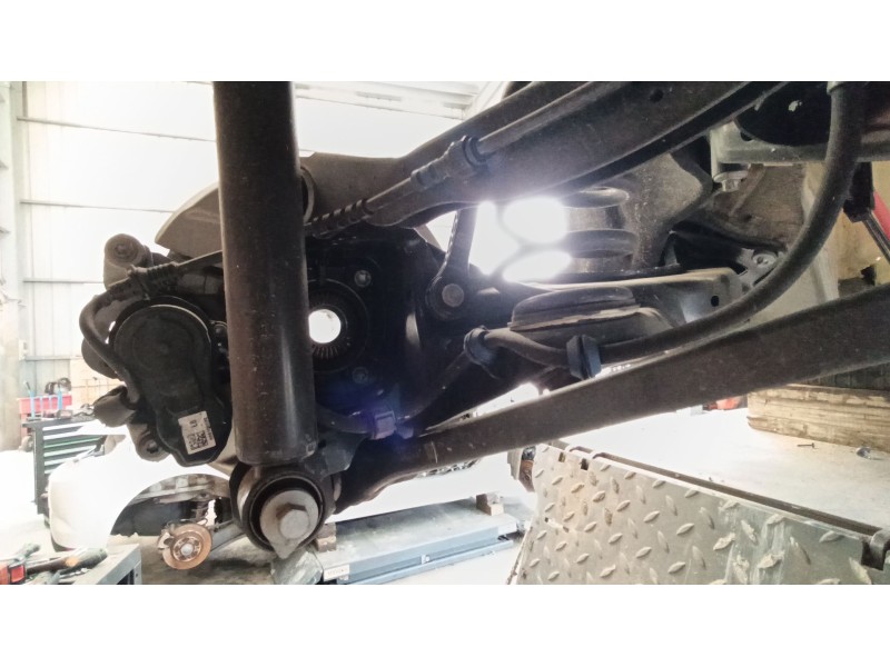 Recambio de mangueta trasera izquierda para bmw x2 xdrive 20d referencia OEM IAM 33306894209  