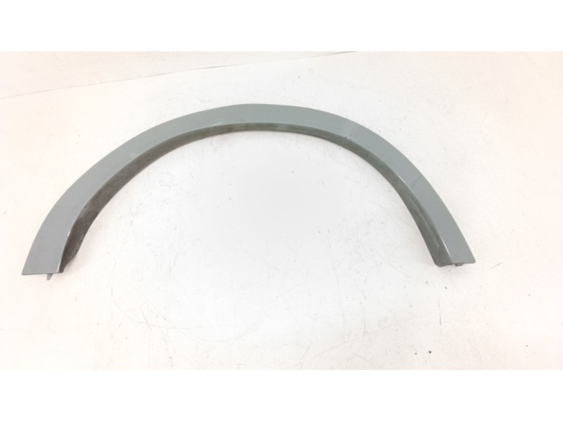 Recambio de aletin trasero derecho para bmw x2 xdrive 20d referencia OEM IAM 51777884940  