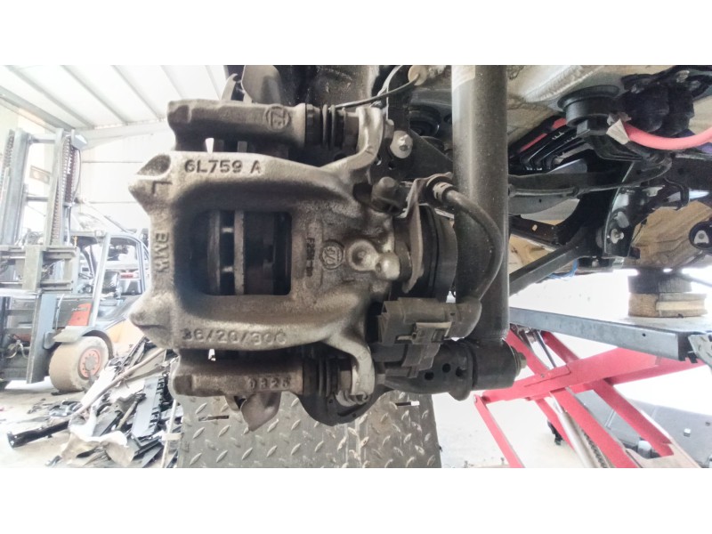 Recambio de pinza de freno trasera izquierda para bmw x2 xdrive 20d referencia OEM IAM 34208837110  