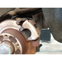 PINZA DE FRENO TRASERA IZQUIERDA 440110675R 