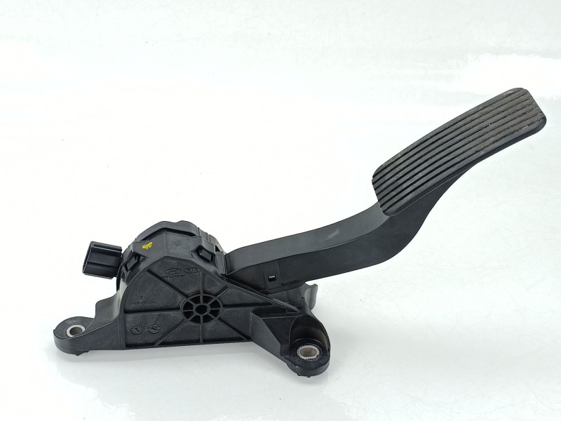 Recambio de potenciometro pedal para kia xceed (cd) 1.4 t-gdi referencia OEM IAM 32700G4200  