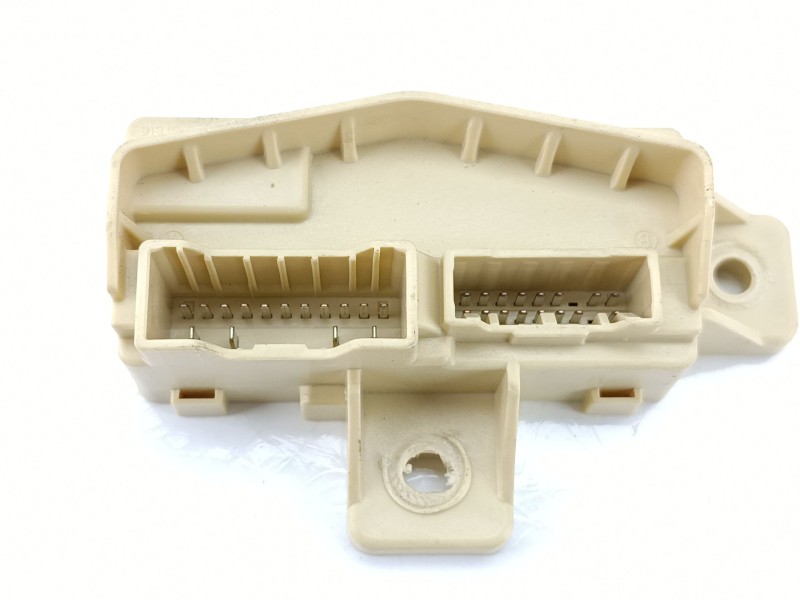 Recambio de caja reles / fusibles para kia xceed (cd) 1.4 t-gdi referencia OEM IAM 91940J7020  