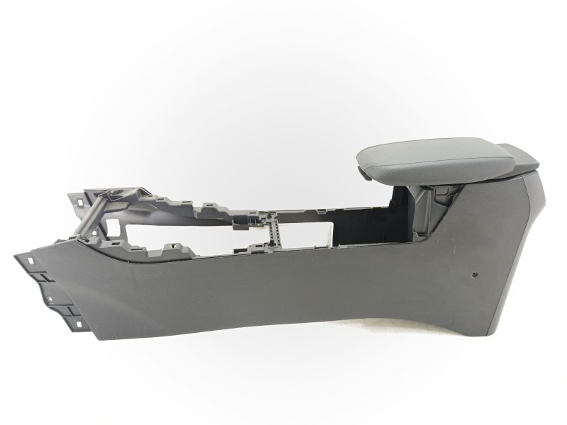 Recambio de consola central para kia xceed (cd) 1.4 t-gdi referencia OEM IAM 84610J7400  