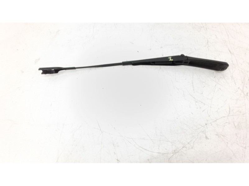 Recambio de brazo limpia delantero izquierdo para audi a4 b9 (8w2, 8wc) 2.0 tdi referencia OEM IAM 8W1955407  