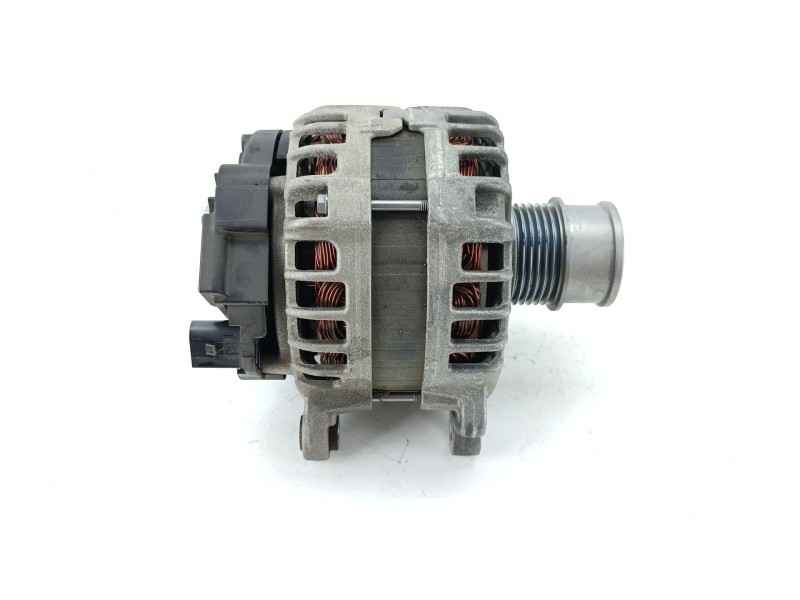 Recambio de alternador para volkswagen t-roc (a11, d11) 1.5 tsi referencia OEM IAM 04E903024S  