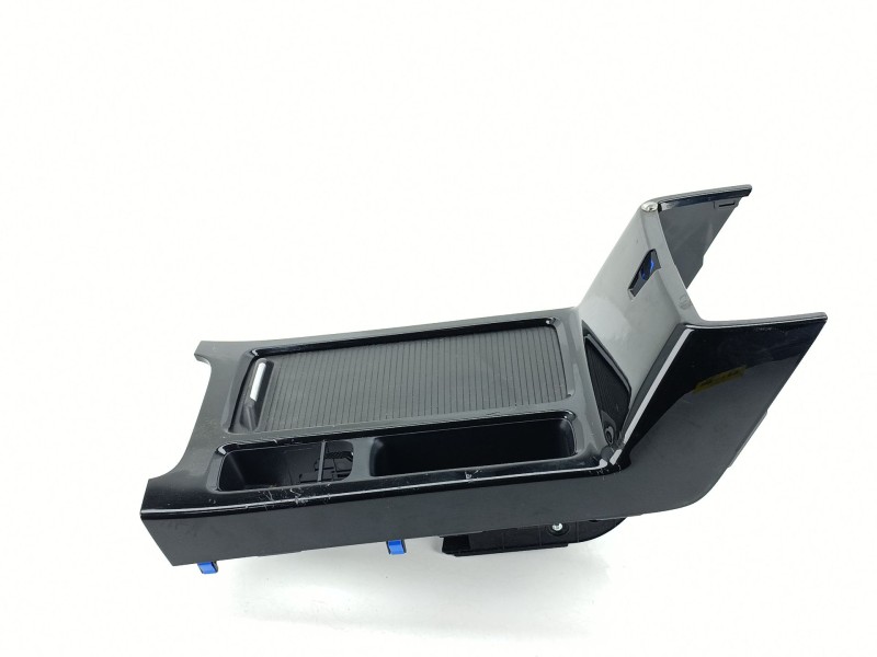 Recambio de consola central para kia xceed (cd) 1.4 t-gdi referencia OEM IAM 84698J7000  