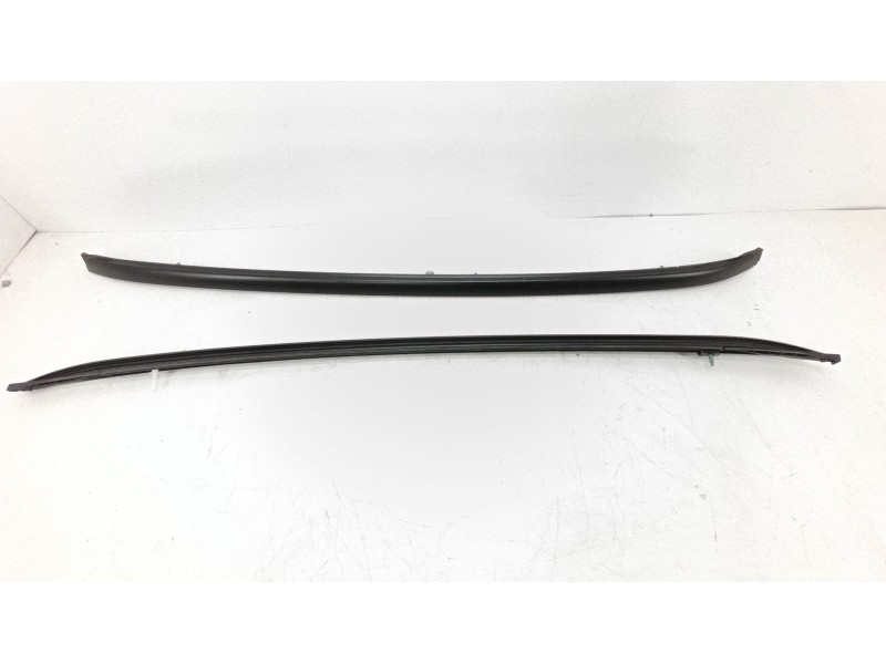 Recambio de barras techo para toyota yaris (_p21_, _pa1_, _ph1_) 1.5 hybrid (mxph10) referencia OEM IAM 634700D040  