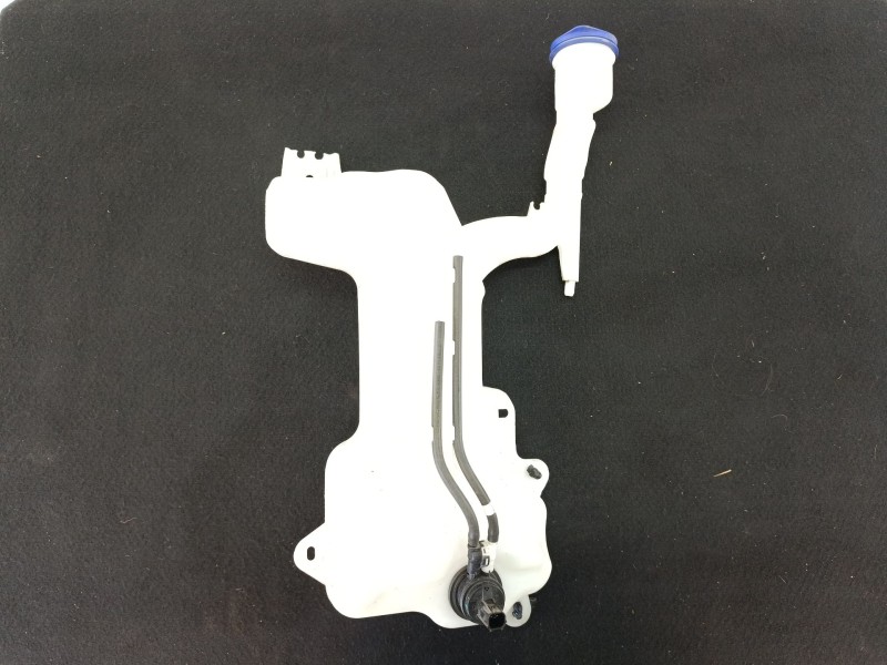 Recambio de deposito limpia para ford puma (j2k, cf7) 1.0 ecoboost referencia OEM IAM L1TB17B613AE  