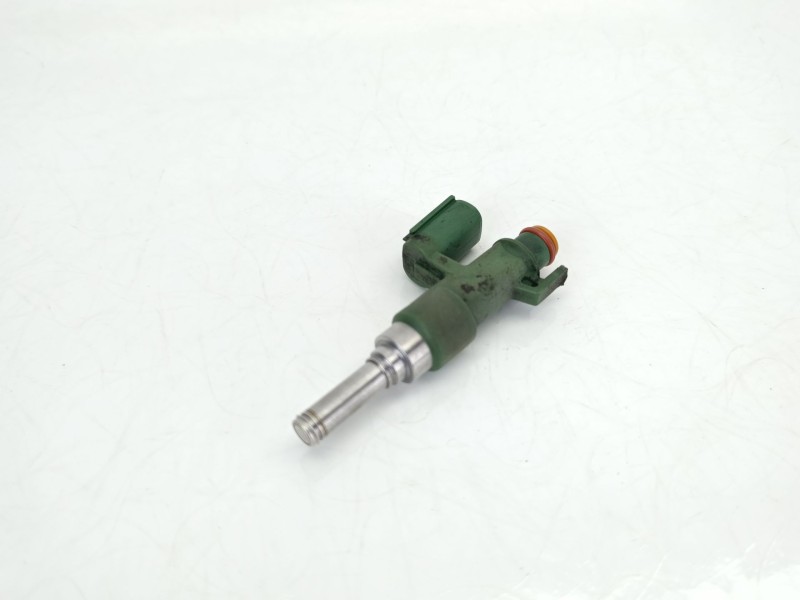 Recambio de inyector para toyota yaris (_p21_, _pa1_, _ph1_) 1.5 hybrid (mxph10) referencia OEM IAM 23209F9050  