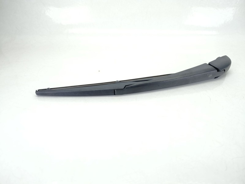 Recambio de brazo limpia trasero para toyota yaris (_p21_, _pa1_, _ph1_) 1.5 hybrid (mxph10) referencia OEM IAM 852410D170  