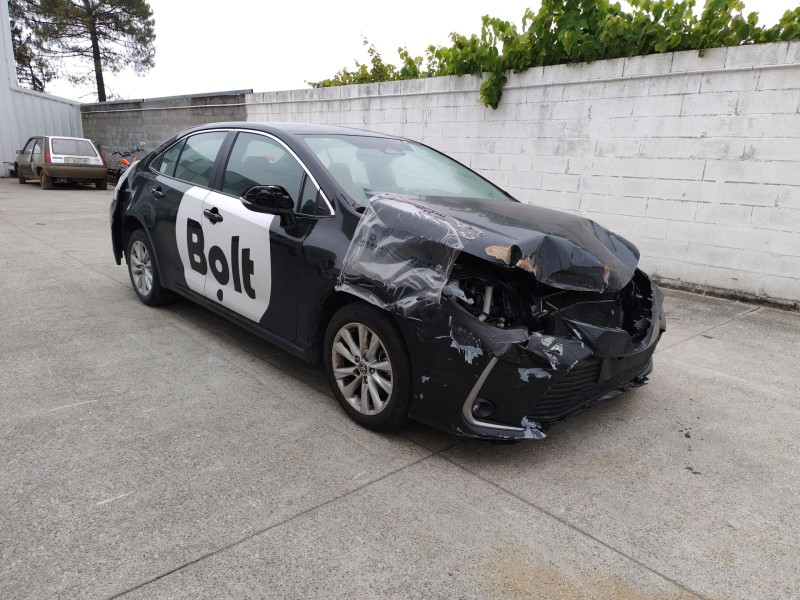 toyota corolla sedán (_e21_) del año 2023