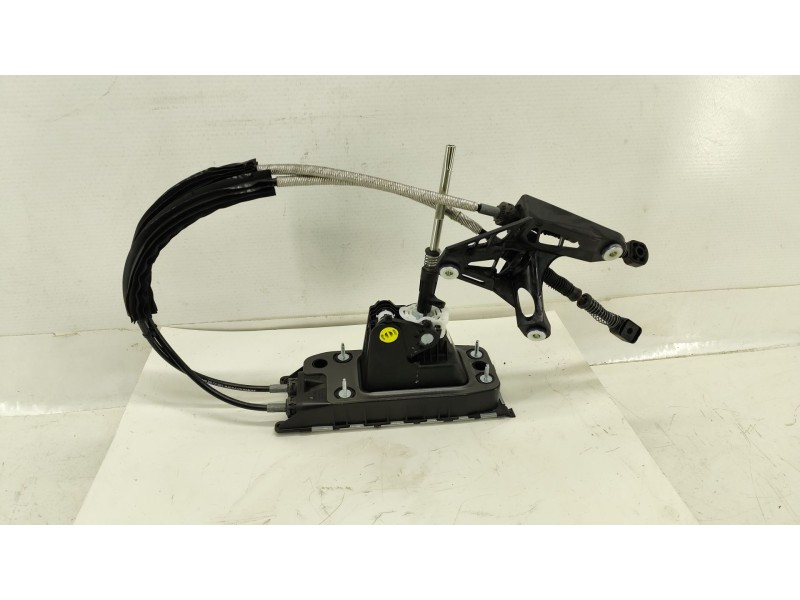 Recambio de palanca cambio para volkswagen t-roc (a11, d11) 1.5 tsi referencia OEM IAM 5Q0711049BR  