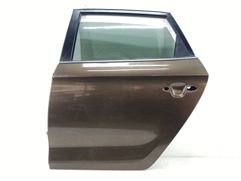 Recambio de puerta trasera izquierda para kia carens iv 1.7 crdi referencia OEM IAM 77003A4000  