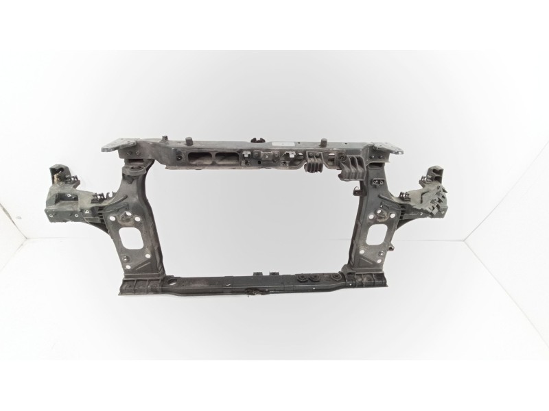 Recambio de panel frontal para kia carens iv 1.7 crdi referencia OEM IAM 64101A4000  