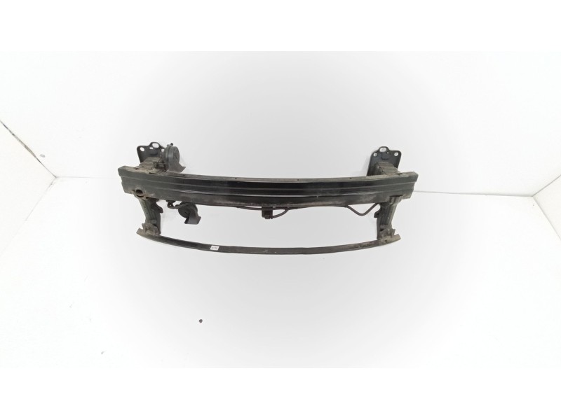 Recambio de refuerzo paragolpes delantero para kia carens iv 1.7 crdi referencia OEM IAM 86530A4000  