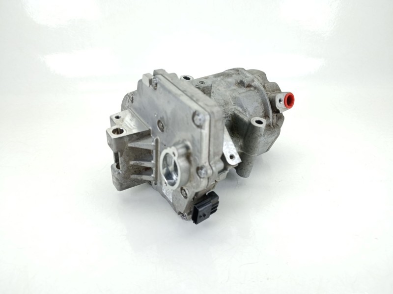 Recambio de compresor aire acondicionado para renault captur ii (hf_) tce 90 (hfm6) referencia OEM IAM 926003211R  