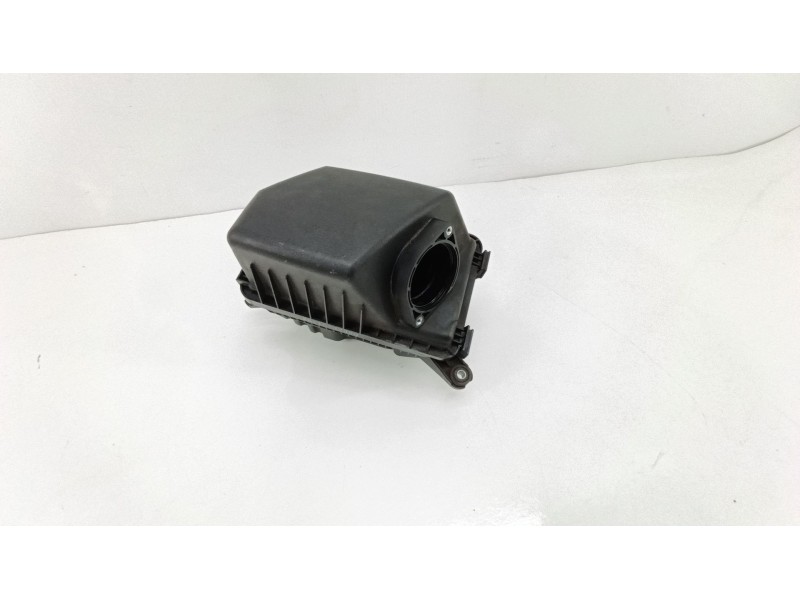 Recambio de caja filtro aire para kia carens iv 1.7 crdi referencia OEM IAM 281103Z350  