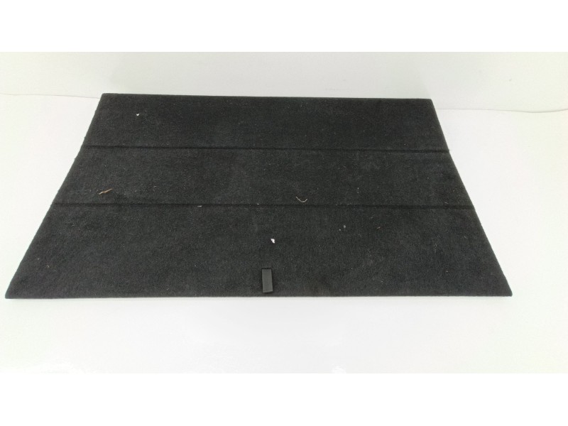 Recambio de tapa maletero para kia carens iv 1.7 crdi referencia OEM IAM 85720A4000  