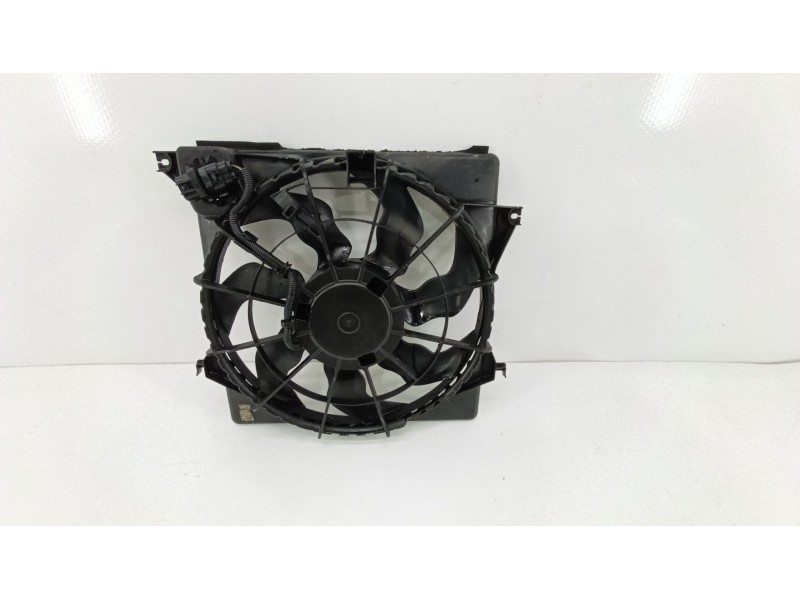 Recambio de electroventilador para kia carens iv 1.7 crdi referencia OEM IAM 25380A4510  