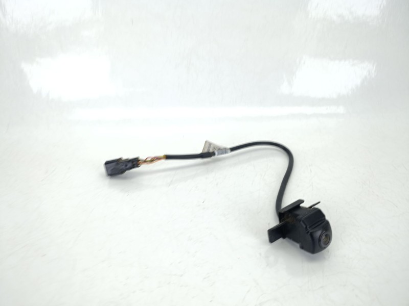 Recambio de camara vision trasera para kia carens iv 1.7 crdi referencia OEM IAM 95760A4150  