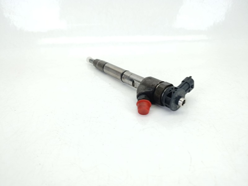Recambio de inyector para kia carens iv 1.7 crdi referencia OEM IAM 338002A610  