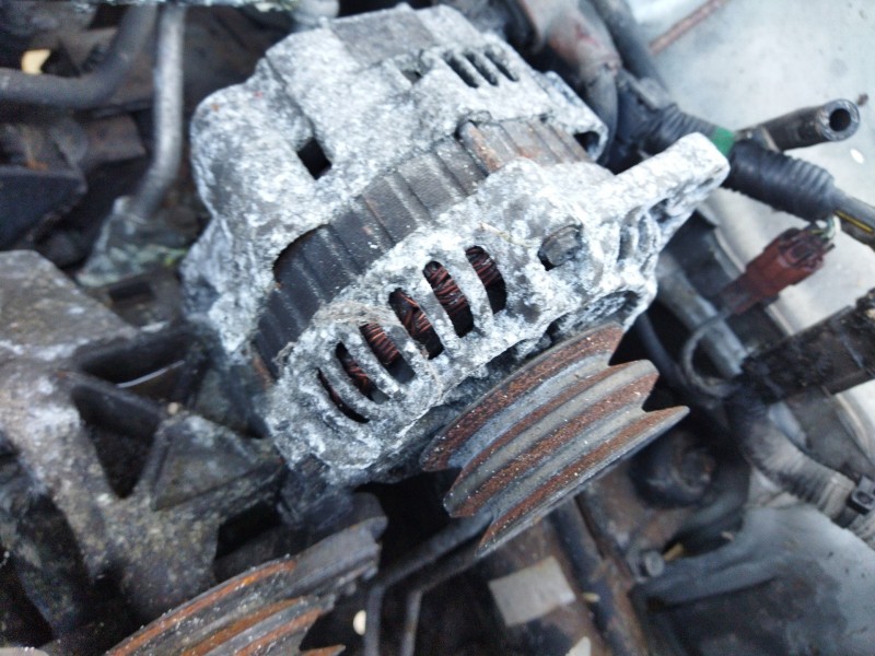 Recambio de alternador para nissan pick up (d22) 2.5 d 4wd referencia OEM IAM   