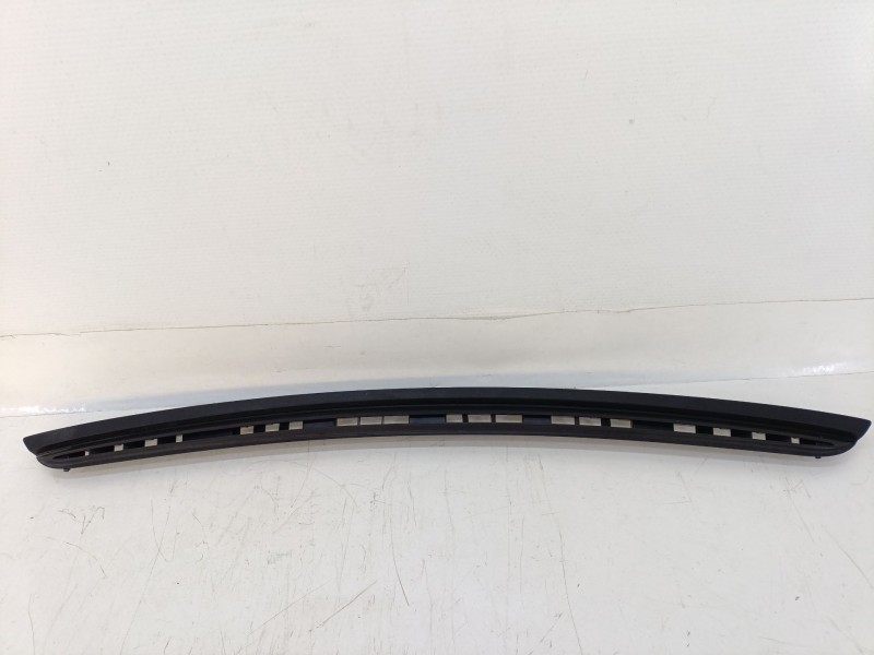 Recambio de moldura para fiat ducato caja/chasis (250_) 140 multijet 2,2 d referencia OEM IAM 1316333070  