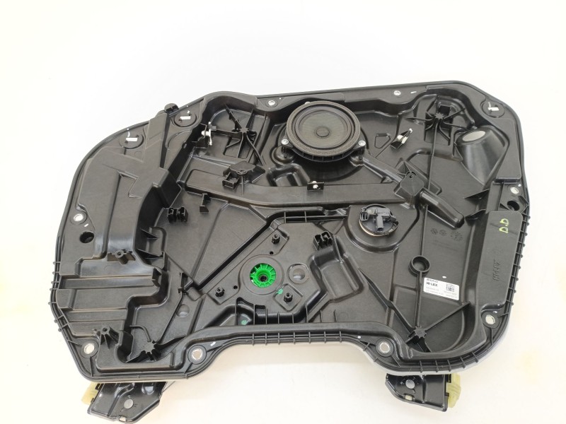 Recambio de elevalunas delantero derecho para bmw 1 (f40) 118 d referencia OEM IAM 5A35A4205  