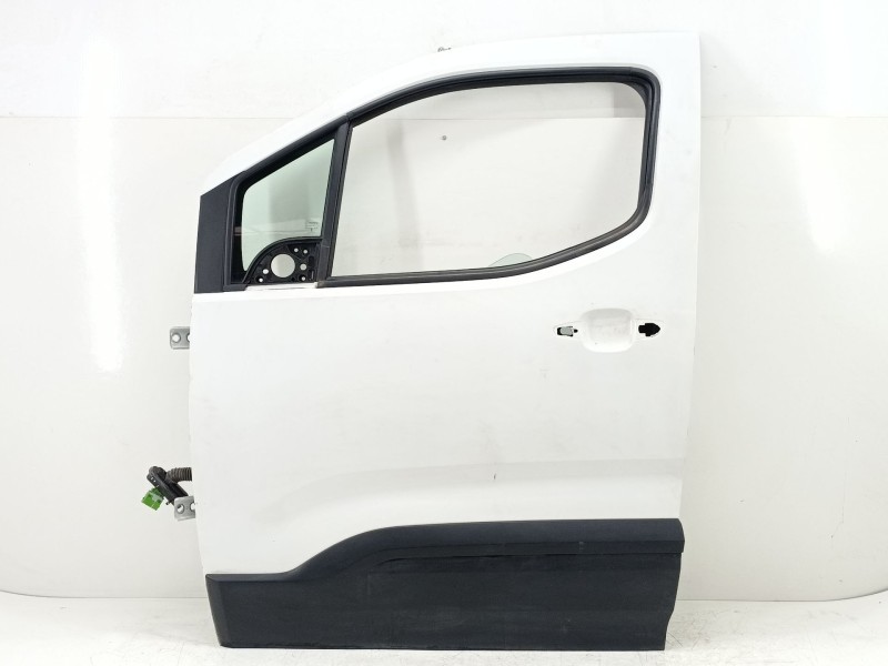 Recambio de puerta delantera izquierda para peugeot rifter 1.5 bluehdi 100 referencia OEM IAM 9856199780  