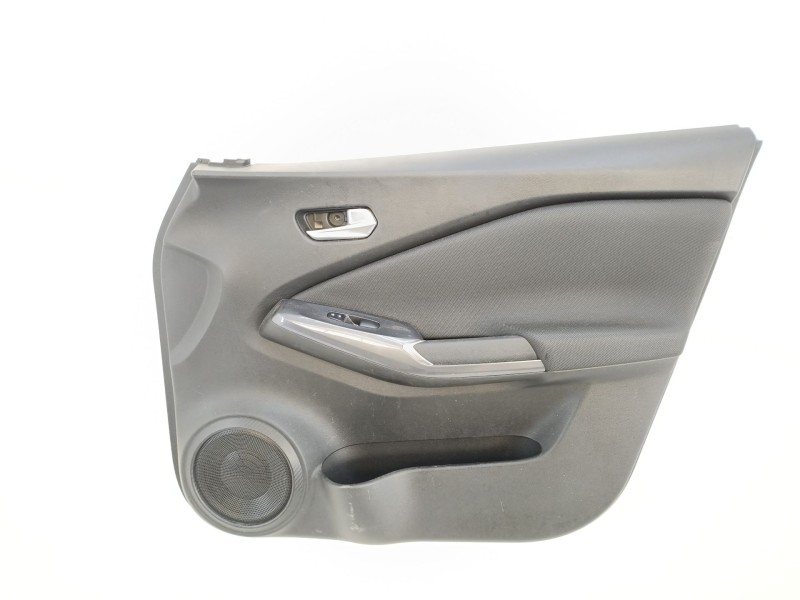 Recambio de guarnecido puerta delantera derecha para nissan juke (f16_) 1.0 referencia OEM IAM 809106PA0A  