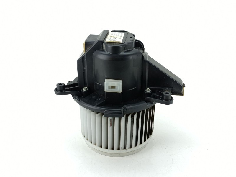 Recambio de motor calefaccion para peugeot rifter 1.5 bluehdi 100 referencia OEM IAM 5P1330400  