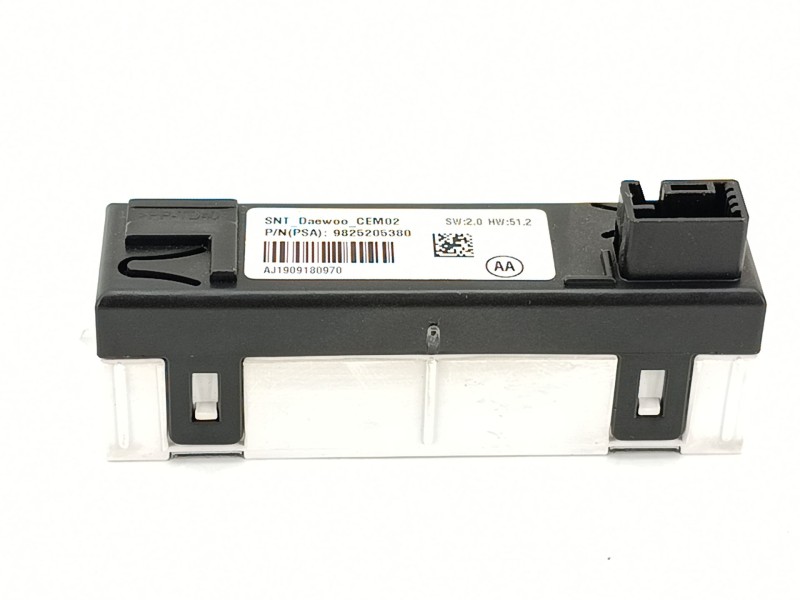 Recambio de modulo electronico para peugeot rifter 1.5 bluehdi 100 referencia OEM IAM 9825205380  
