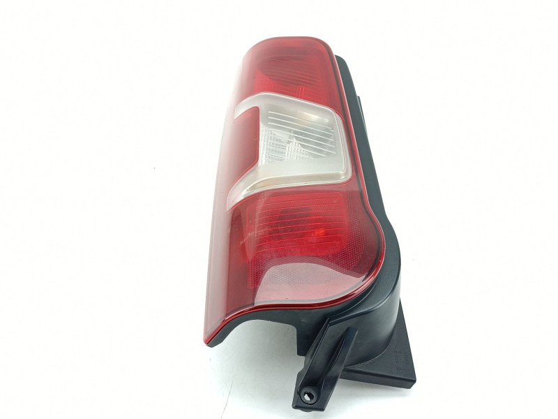Recambio de piloto trasero izquierdo para peugeot rifter 1.5 bluehdi 100 referencia OEM IAM 9819235880  