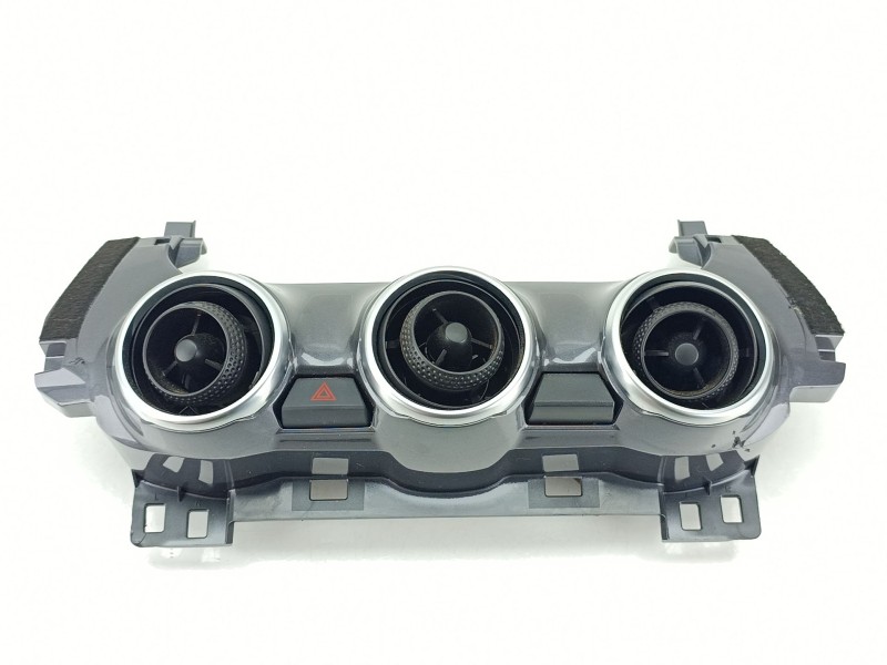 Recambio de aireador central para nissan juke (f16_) 1.0 referencia OEM IAM 682606PA0A  