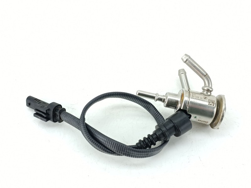 Recambio de inyector para bmw 1 (f40) 118 d referencia OEM IAM 11788471352  