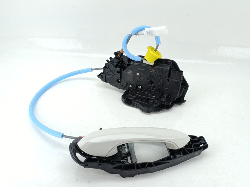 Recambio de cerradura puerta trasera izquierda para bmw 1 (f40) 118 d referencia OEM IAM 51225A160C1  