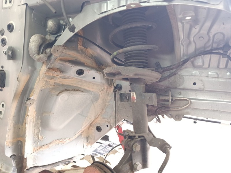 Recambio de amortiguador delantero derecho para renault clio v (b7_) tce 90 (b7mt) referencia OEM IAM 543023887R  