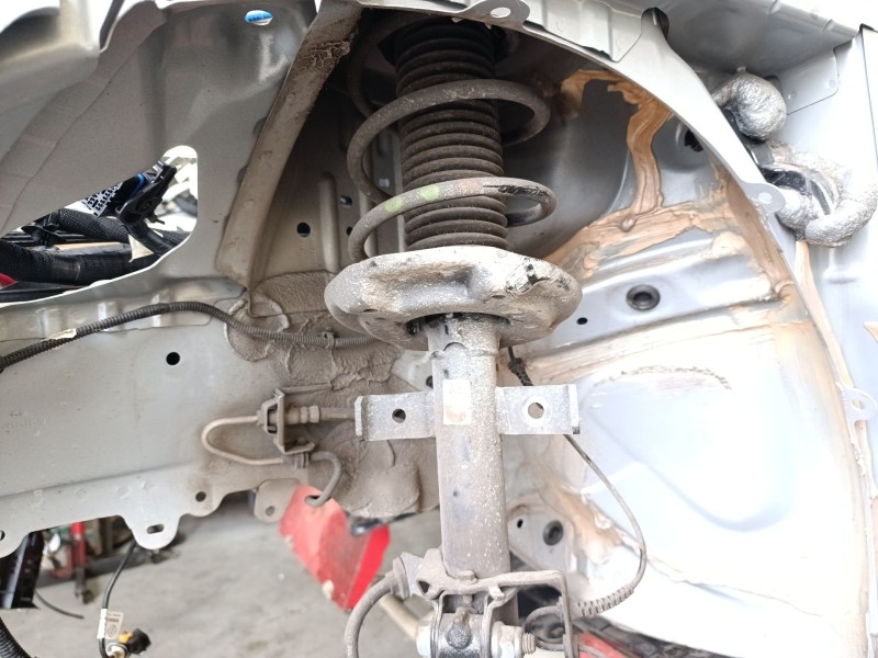 Recambio de amortiguador delantero izquierdo para renault clio v (b7_) tce 90 (b7mt) referencia OEM IAM 543023887R  