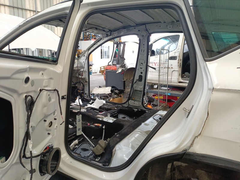 Recambio de gomas contorno puerta para seat ateca (kh7, khp) 1.5 tsi referencia OEM IAM   