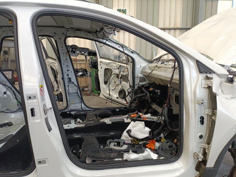 Recambio de gomas contorno puerta para seat ateca (kh7, khp) 1.5 tsi referencia OEM IAM   