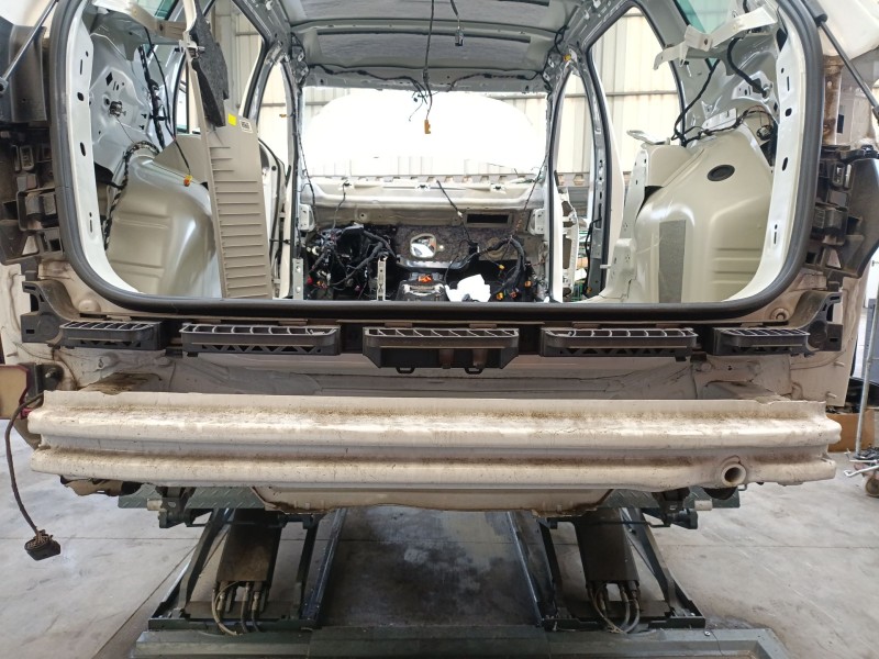 Recambio de refuerzo paragolpes trasero para seat ateca (kh7, khp) 1.5 tsi referencia OEM IAM 575807305B  