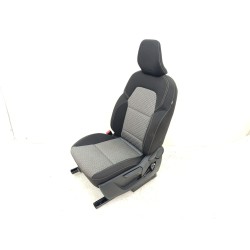 ASIENTO DELANTERO IZQUIERDO 