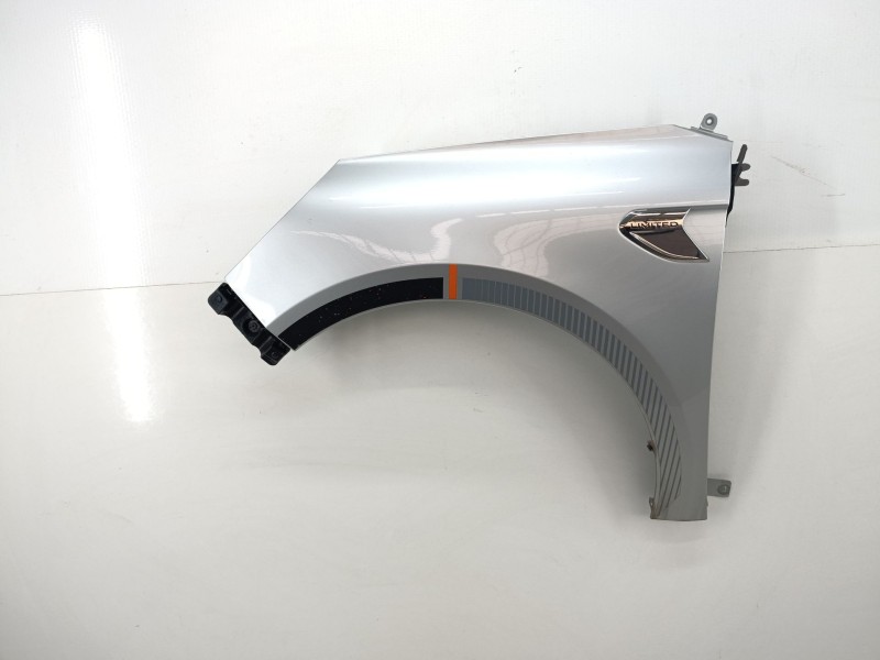 Recambio de aleta delantera izquierda para renault clio v (b7_) tce 90 (b7mt) referencia OEM IAM 631014089R  
