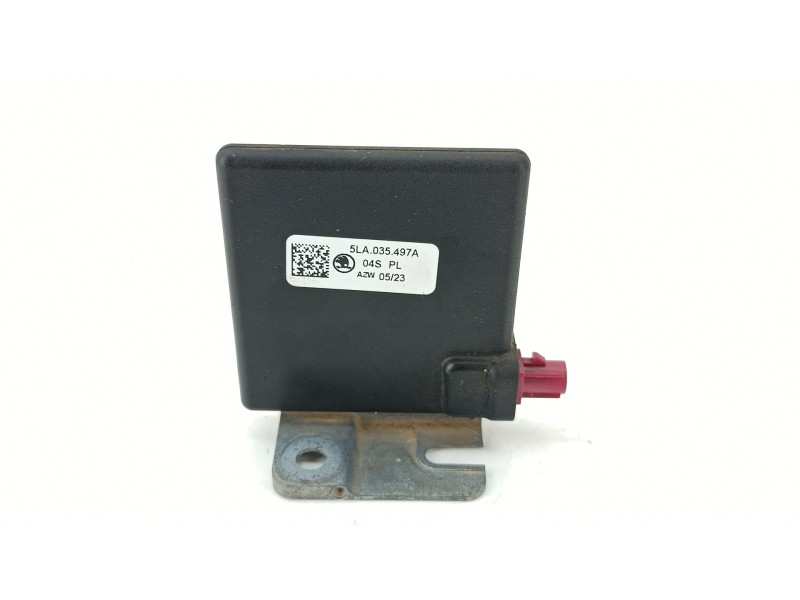 Recambio de antena para skoda fabia iv (pj3) 1.0 mpi referencia OEM IAM 5LA035497A  