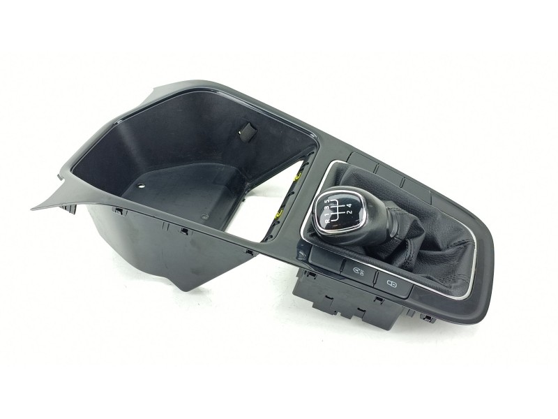 Recambio de guarnecidos palanca cambio para skoda fabia iv (pj3) 1.0 mpi referencia OEM IAM 6VB863212  